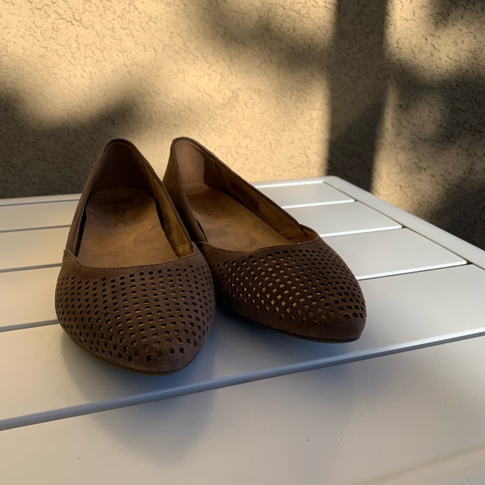 Vionic Brown Suede Perforated Pointy Toe Ballet F… - image 3